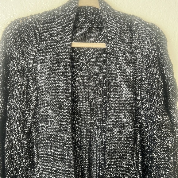 Black and Gray Cardigan Sweater with Metallic Shimmer XXL - Picture 2 of 6